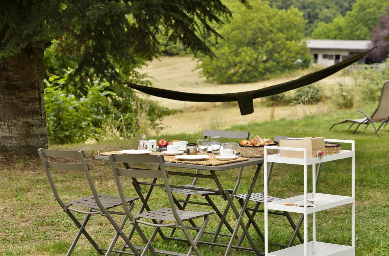 Une Pause En Correze Sarroux Ngoại thất bức ảnh