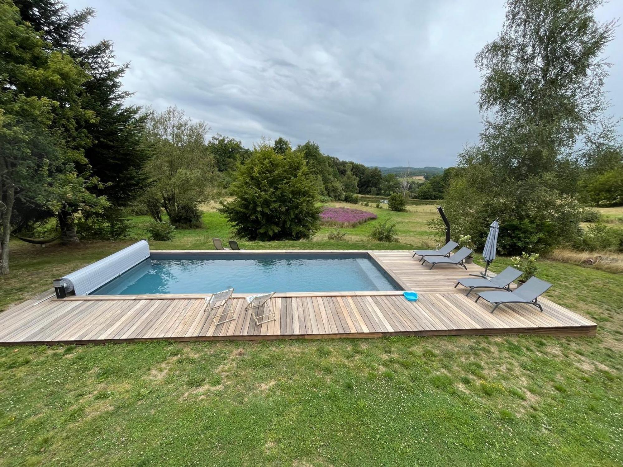 Une Pause En Correze Sarroux Ngoại thất bức ảnh